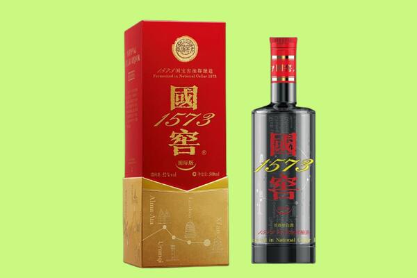 石嘴山平罗回收国窖1573.jpg